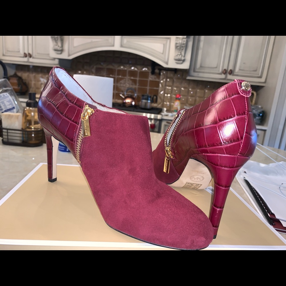 Michael kors red booties